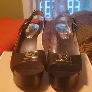Slightly used Michael Kors shoes